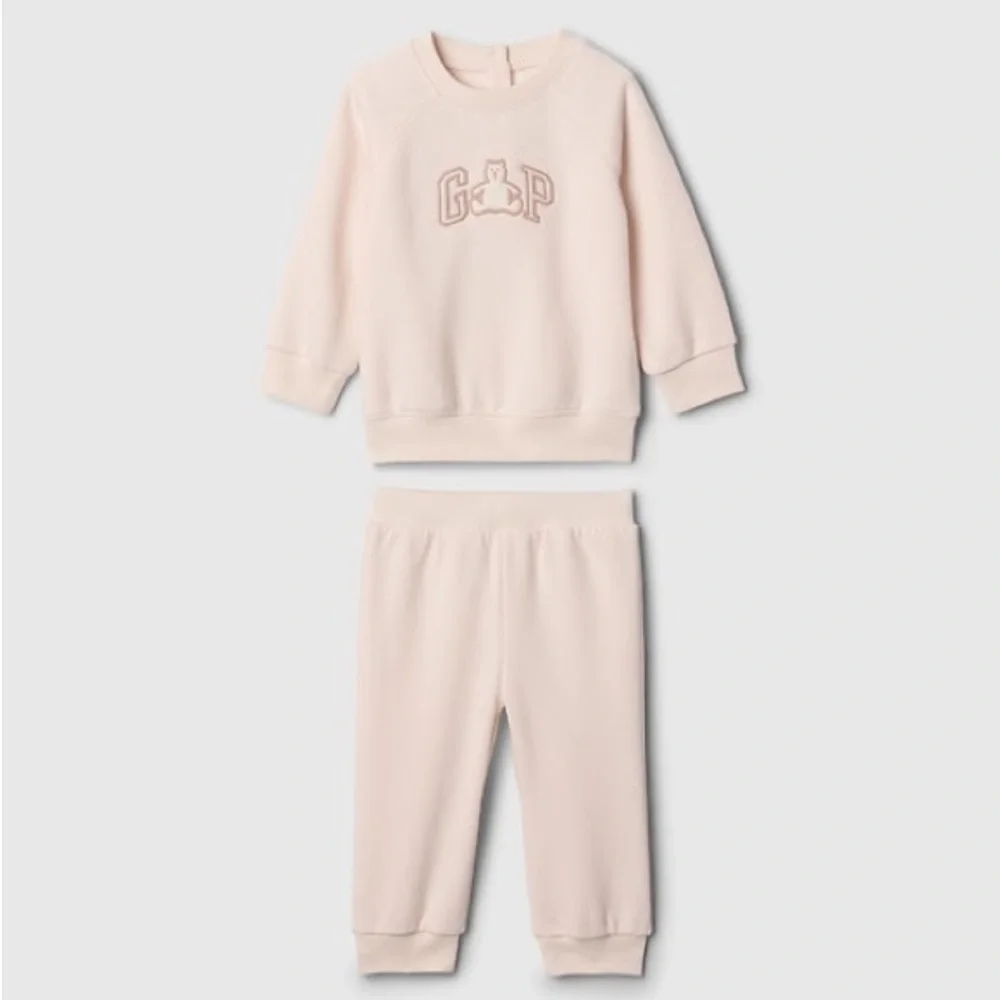 BabyGAP VintageSoft Bear Logo Sweat Set- Barely Pink/ Size 6-12M